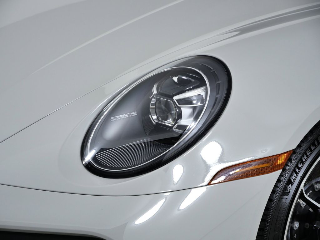 Thumbnail: 2023 Porsche 911 - 6