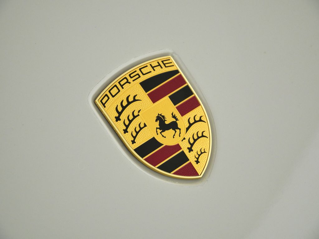 Thumbnail: 2023 Porsche 911 - 24