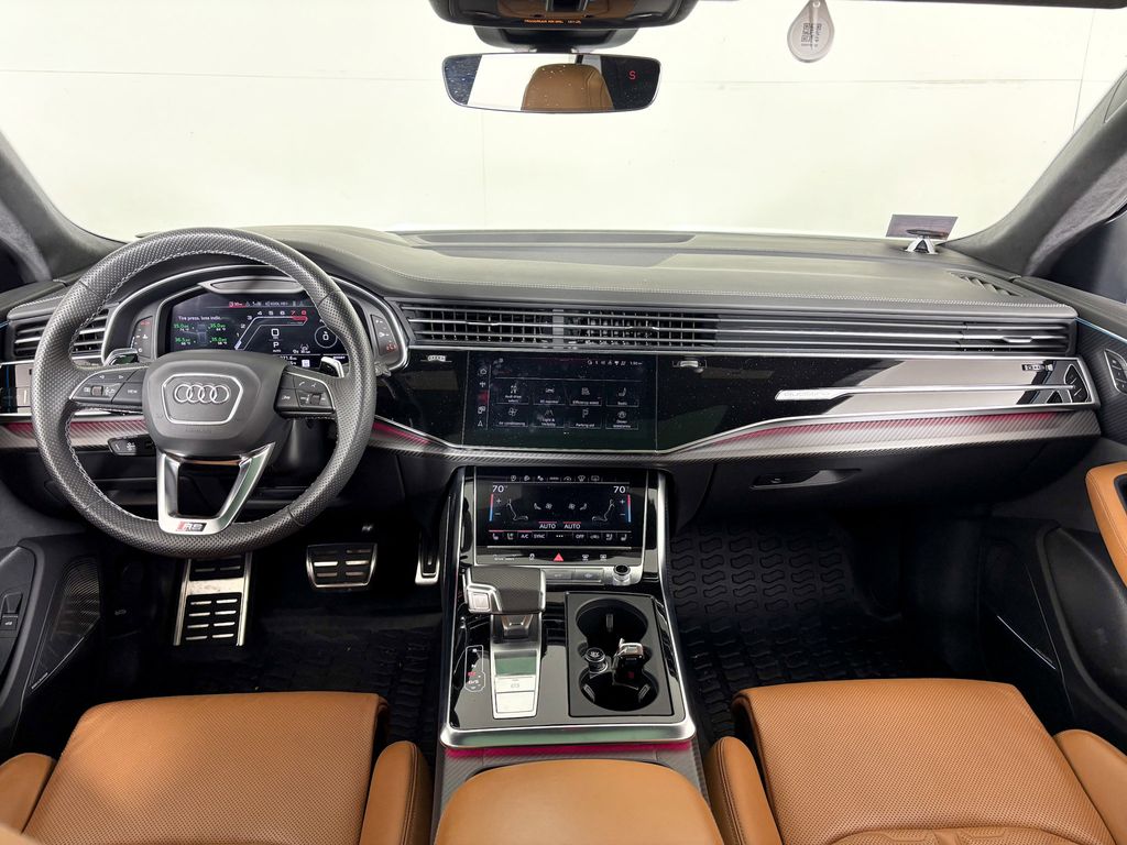 Thumbnail: 2023 Audi RS Q8 - 7