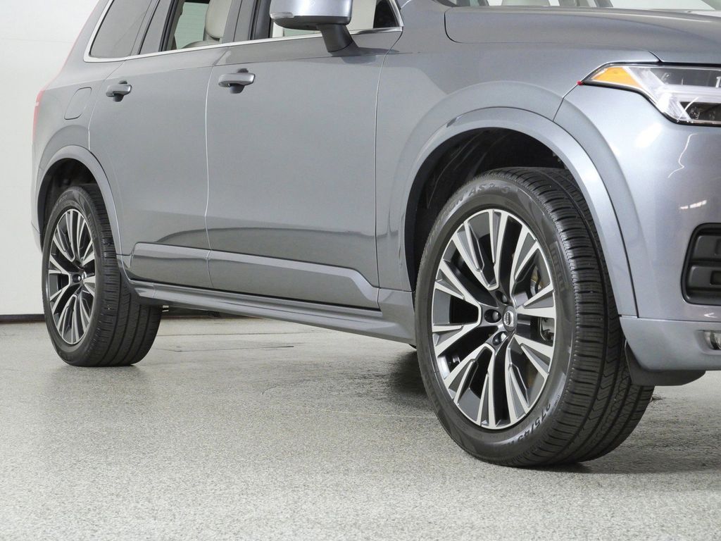 Thumbnail: 2020 Volvo XC90 - 8