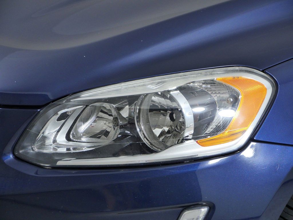 Thumbnail: 2015 Volvo XC60 - 17