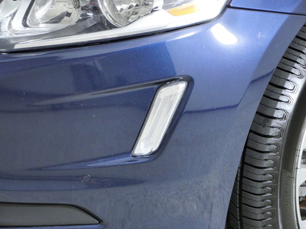 Thumbnail: 2015 Volvo XC60 - 18