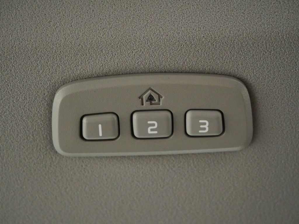 Thumbnail: 2015 Volvo XC60 - 50
