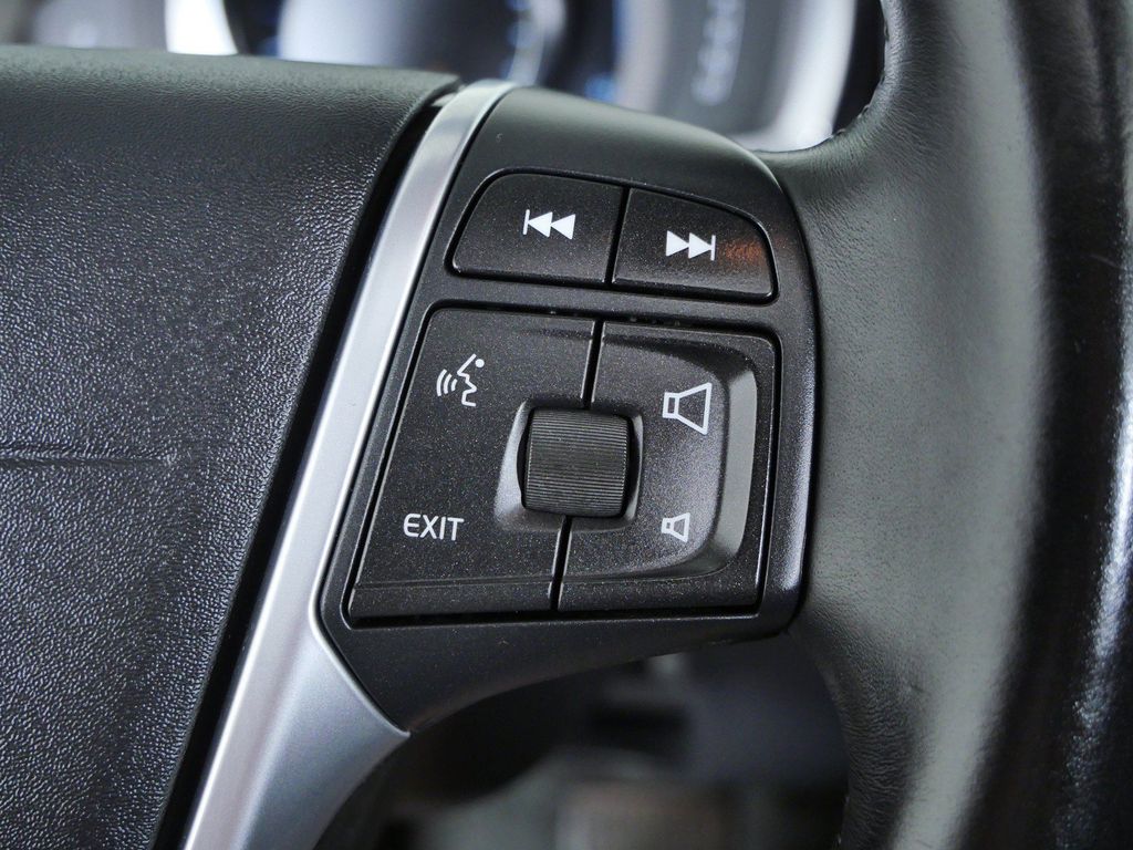 Thumbnail: 2015 Volvo XC60 - 42