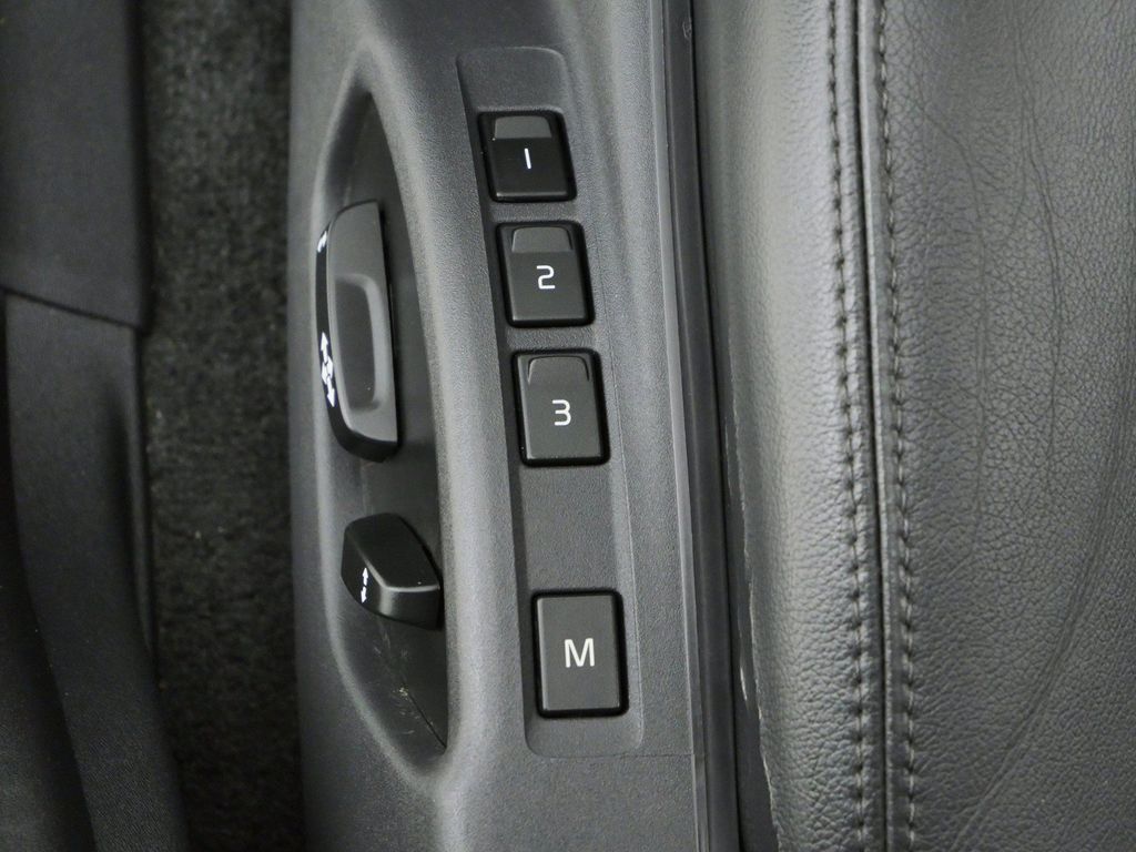 Thumbnail: 2015 Volvo XC60 - 39