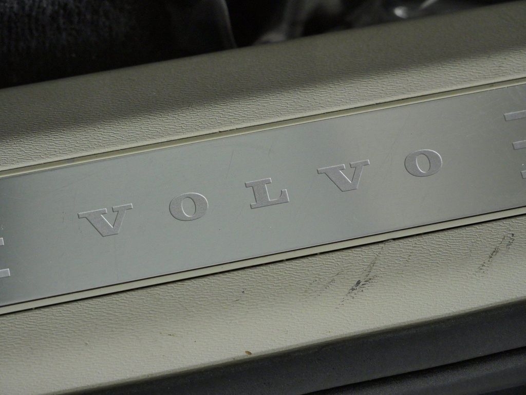 Thumbnail: 2022 Volvo XC90 - 29