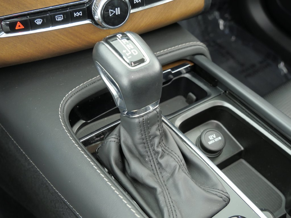 Thumbnail: 2020 Volvo XC90 - 13
