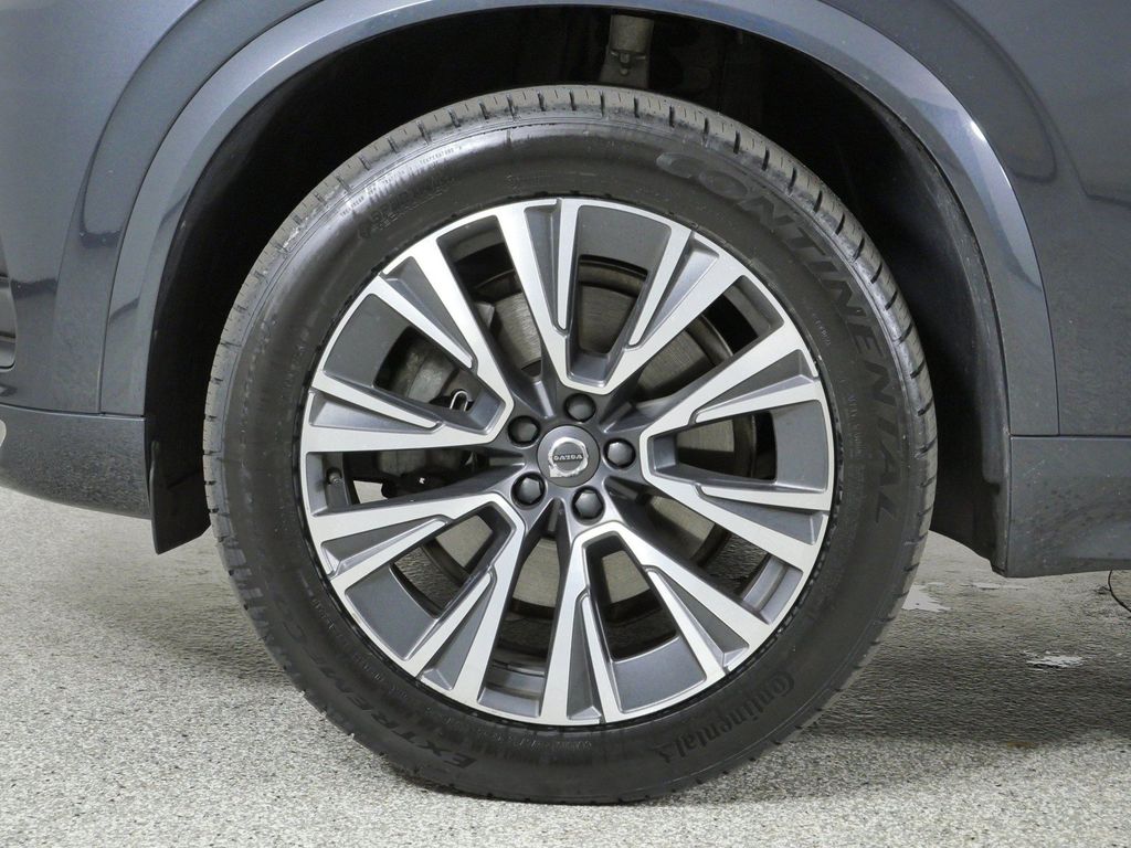 Thumbnail: 2021 Volvo XC90 - 25