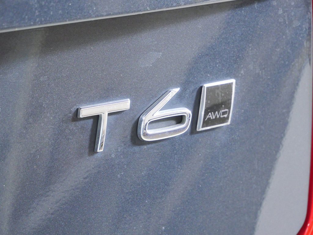 Thumbnail: 2021 Volvo XC90 - 22
