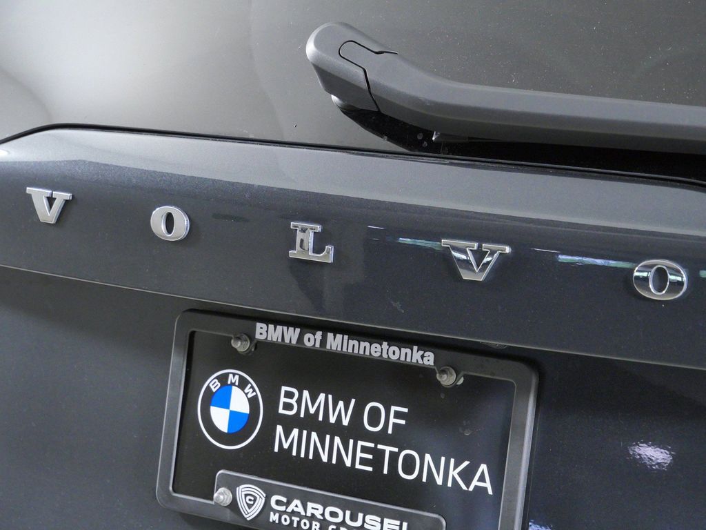 Thumbnail: 2021 Volvo XC90 - 21