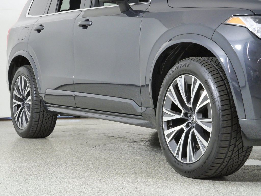 Thumbnail: 2021 Volvo XC90 - 8