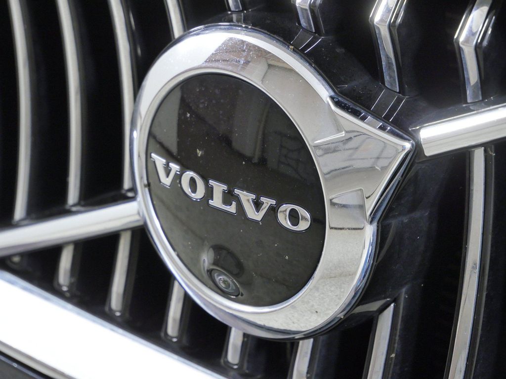 Thumbnail: 2021 Volvo XC90 - 7