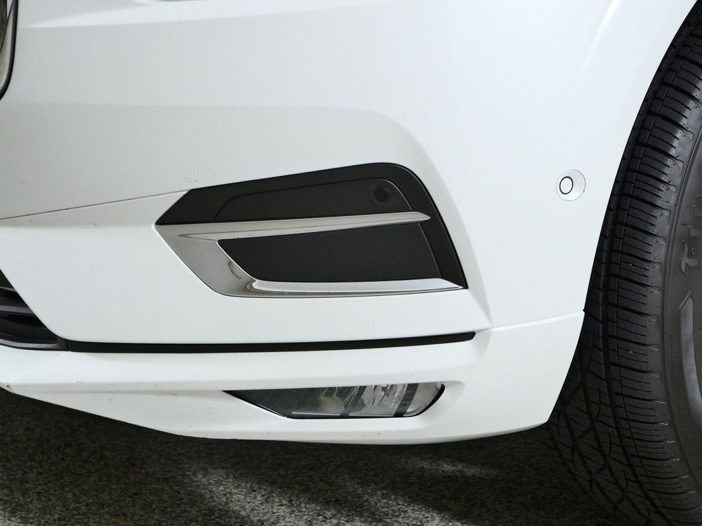 Thumbnail: 2019 Volvo XC60 - 20