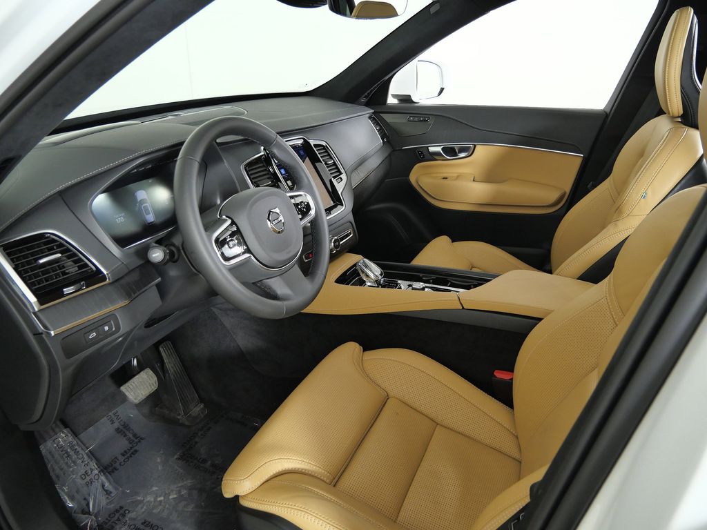 Thumbnail: 2024 Volvo XC90 - 34