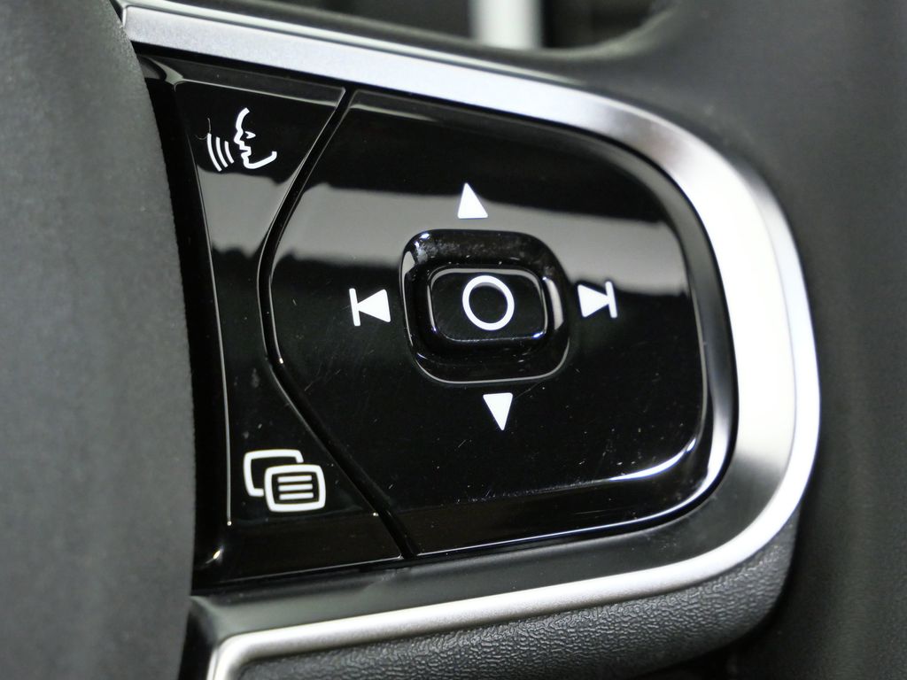 Thumbnail: 2024 Volvo XC90 - 41