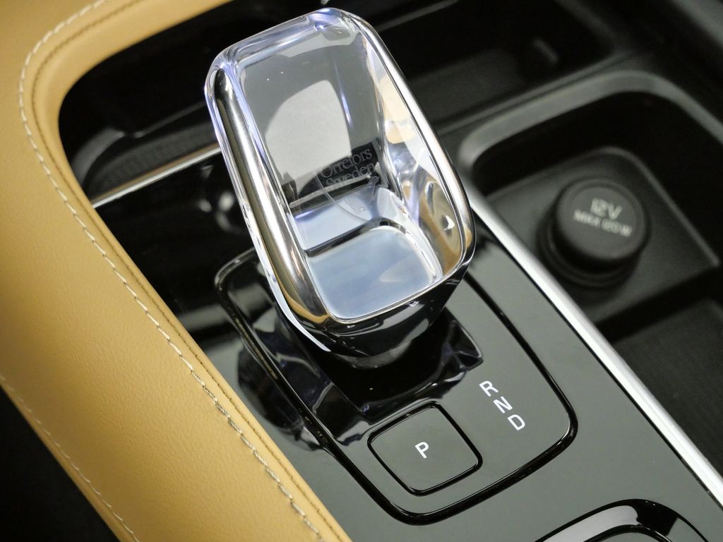 Thumbnail: 2024 Volvo XC90 - 13