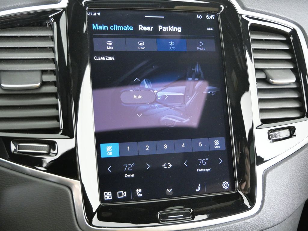 Thumbnail: 2024 Volvo XC90 - 42