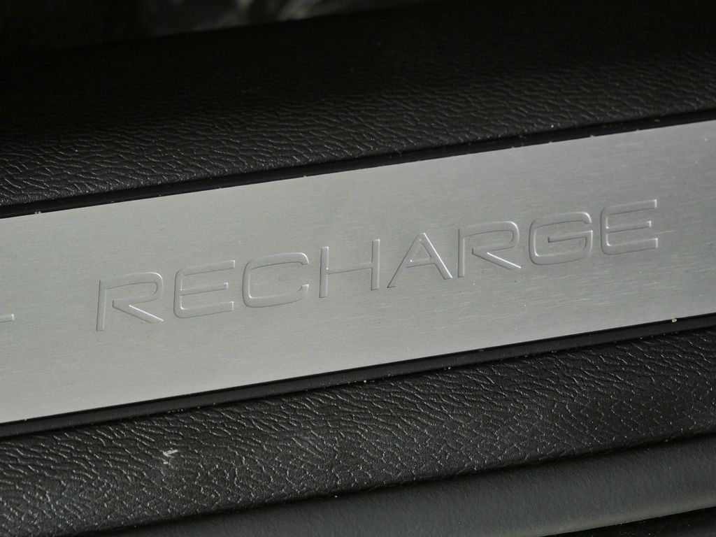 Thumbnail: 2023 Volvo XC60 - 30