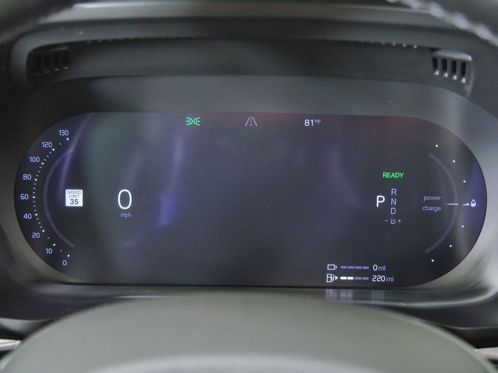 Thumbnail: 2023 Volvo XC60 - 14