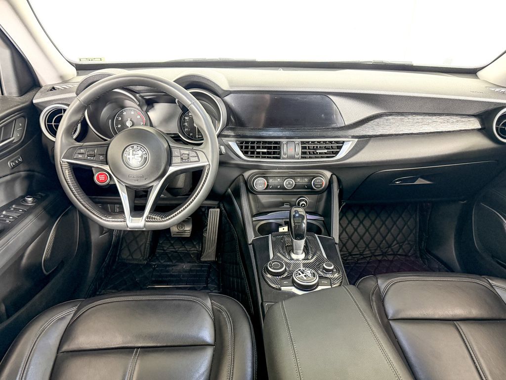 Thumbnail: 2019 Alfa Romeo Stelvio - 6