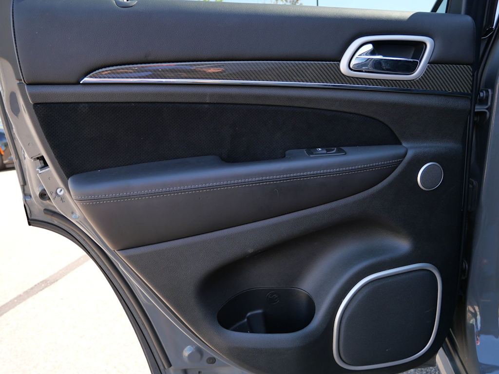 Thumbnail: 2019 Jeep Grand Cherokee - 14