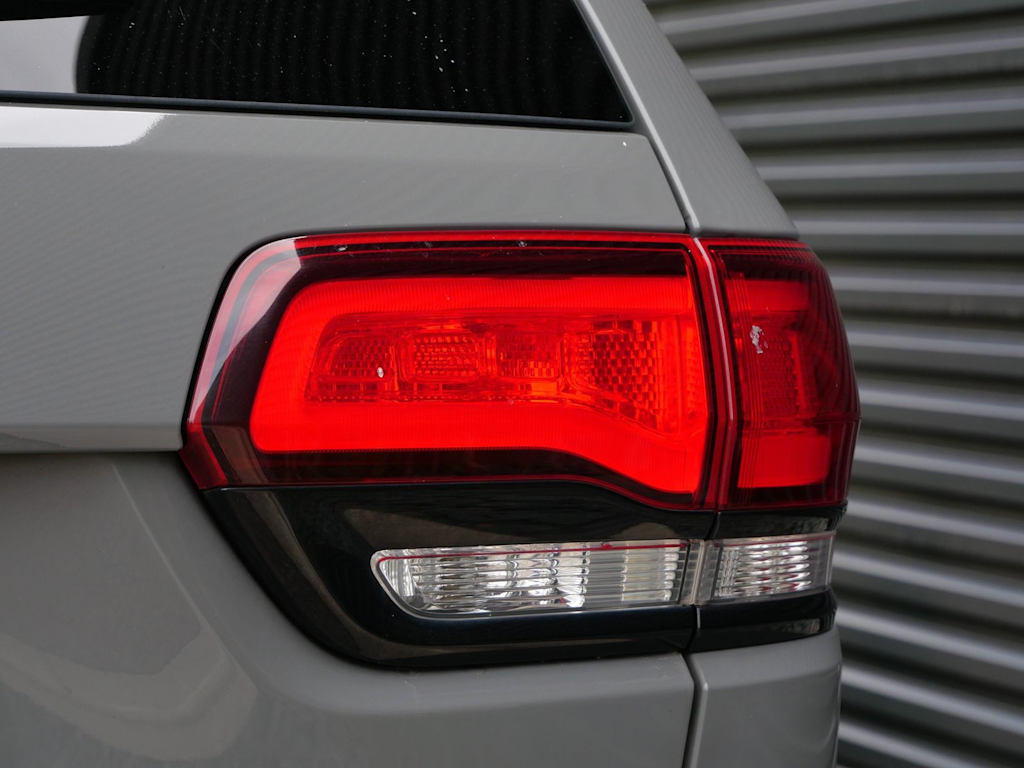 Thumbnail: 2019 Jeep Grand Cherokee - 13