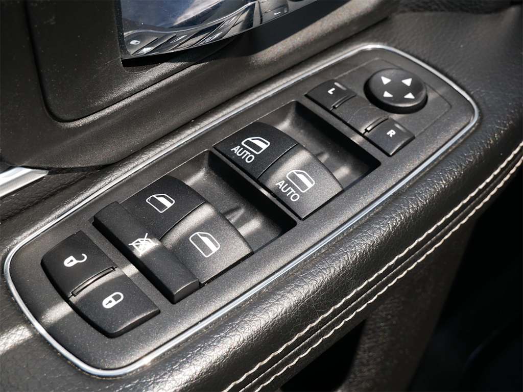 Thumbnail: 2022 RAM 1500 - 15