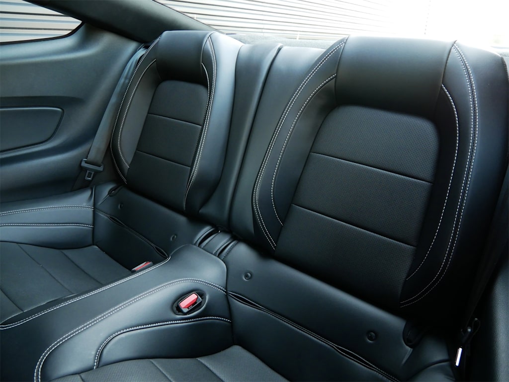 Thumbnail: 2022 Ford Mustang - 9