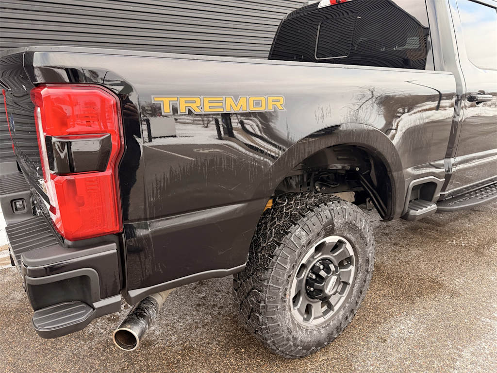 Thumbnail: 2023 Ford F-350 - 21