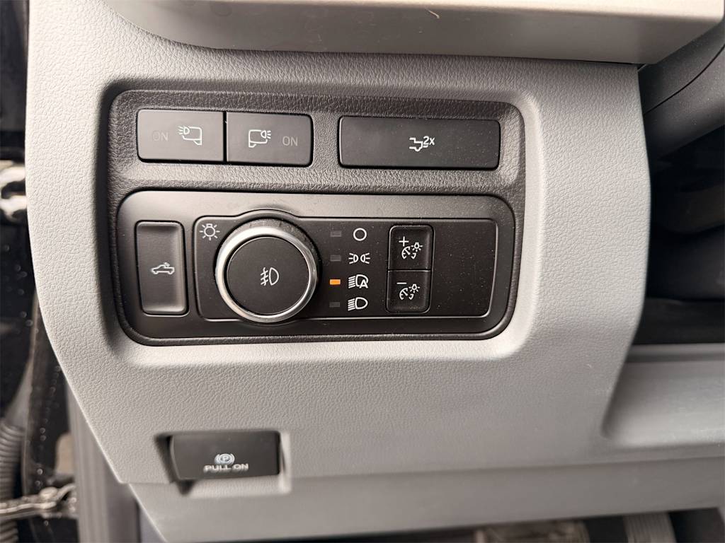 Thumbnail: 2023 Ford F-350 - 18