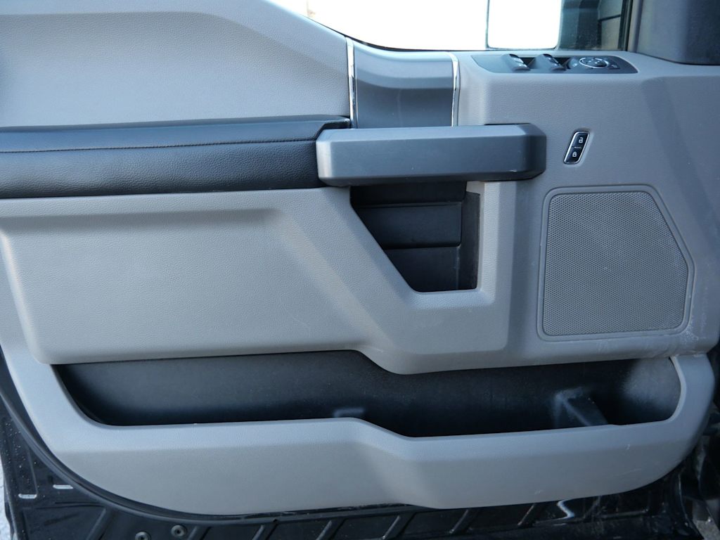 Thumbnail: 2016 Ford F-150 - 14