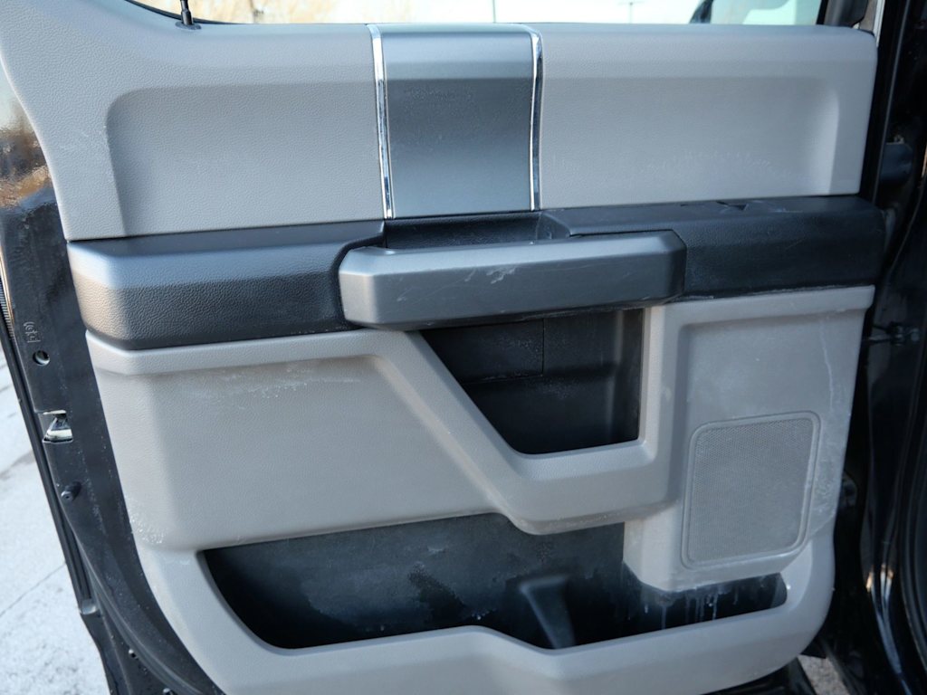 Thumbnail: 2016 Ford F-150 - 16