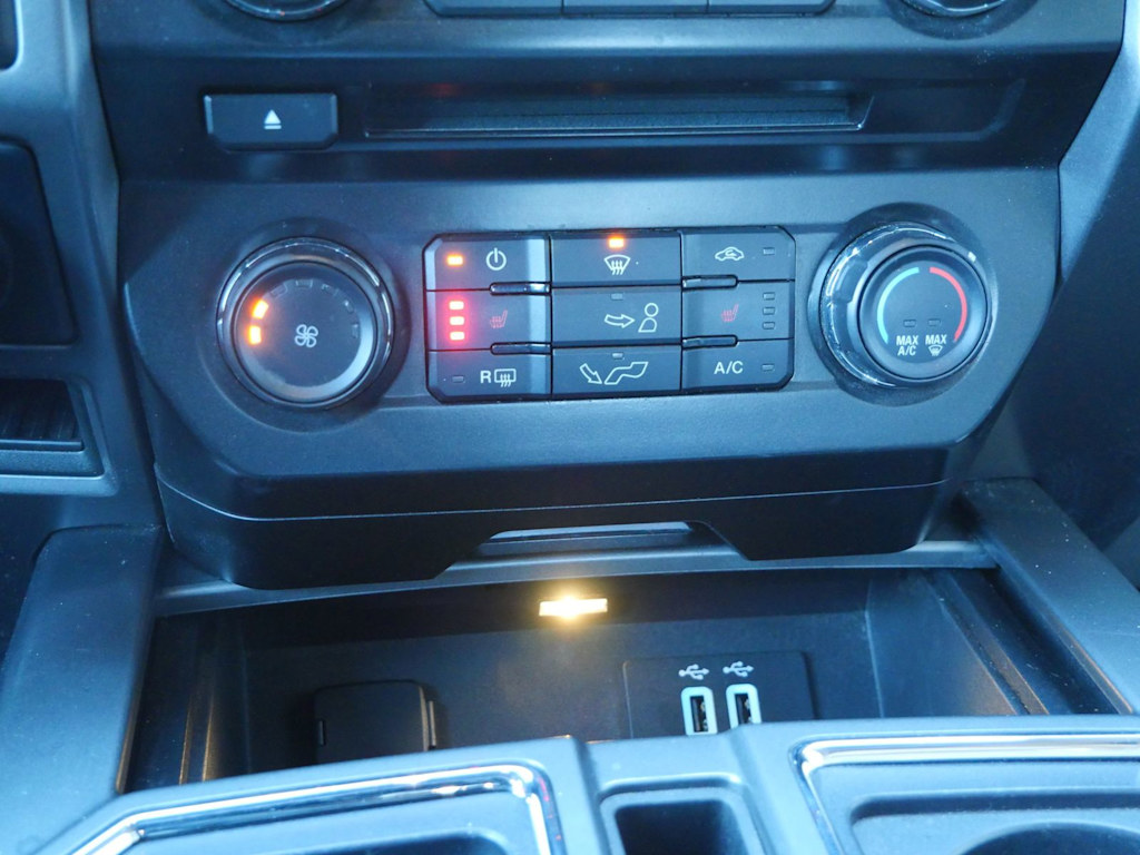 Thumbnail: 2016 Ford F-150 - 23