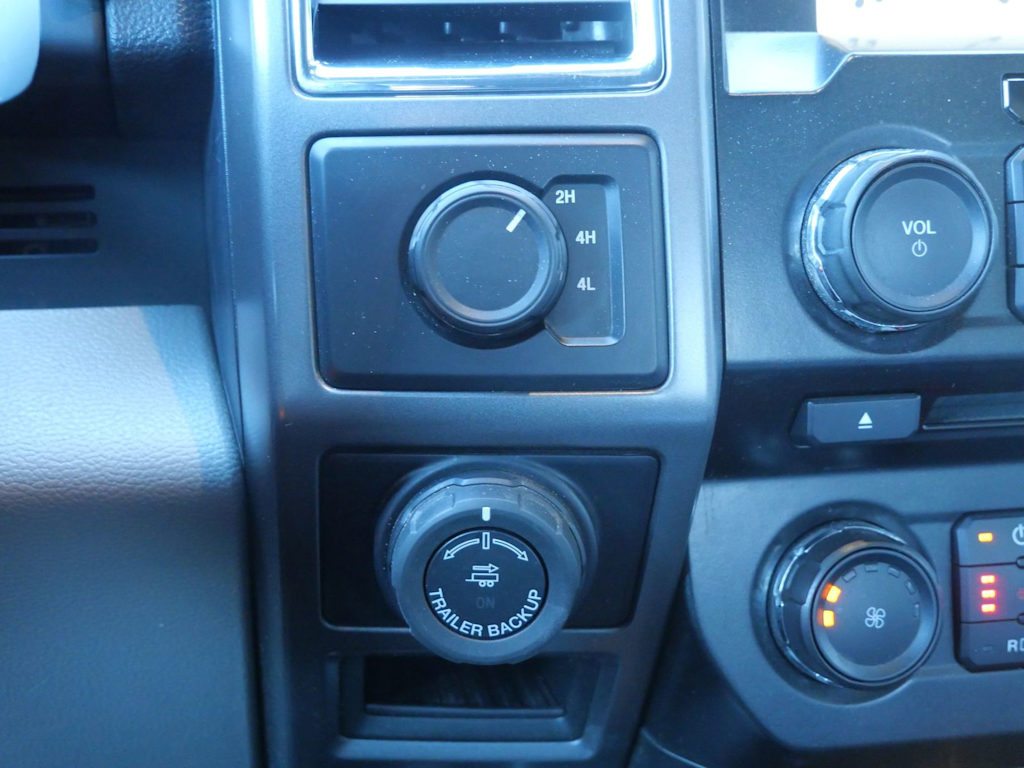 Thumbnail: 2016 Ford F-150 - 24