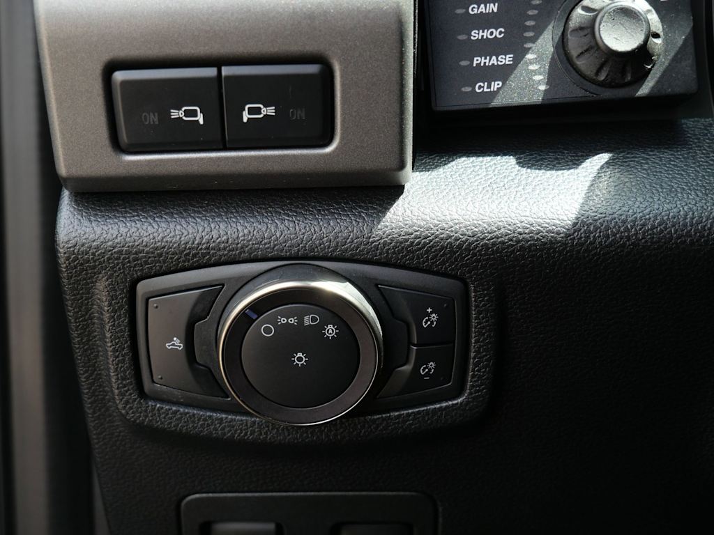 Thumbnail: 2020 Ford F-150 - 16