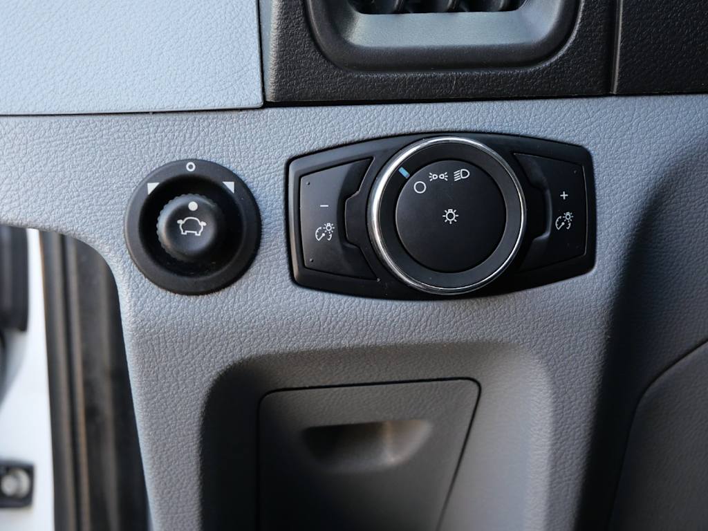 Thumbnail: 2019 Ford Transit Series - 20
