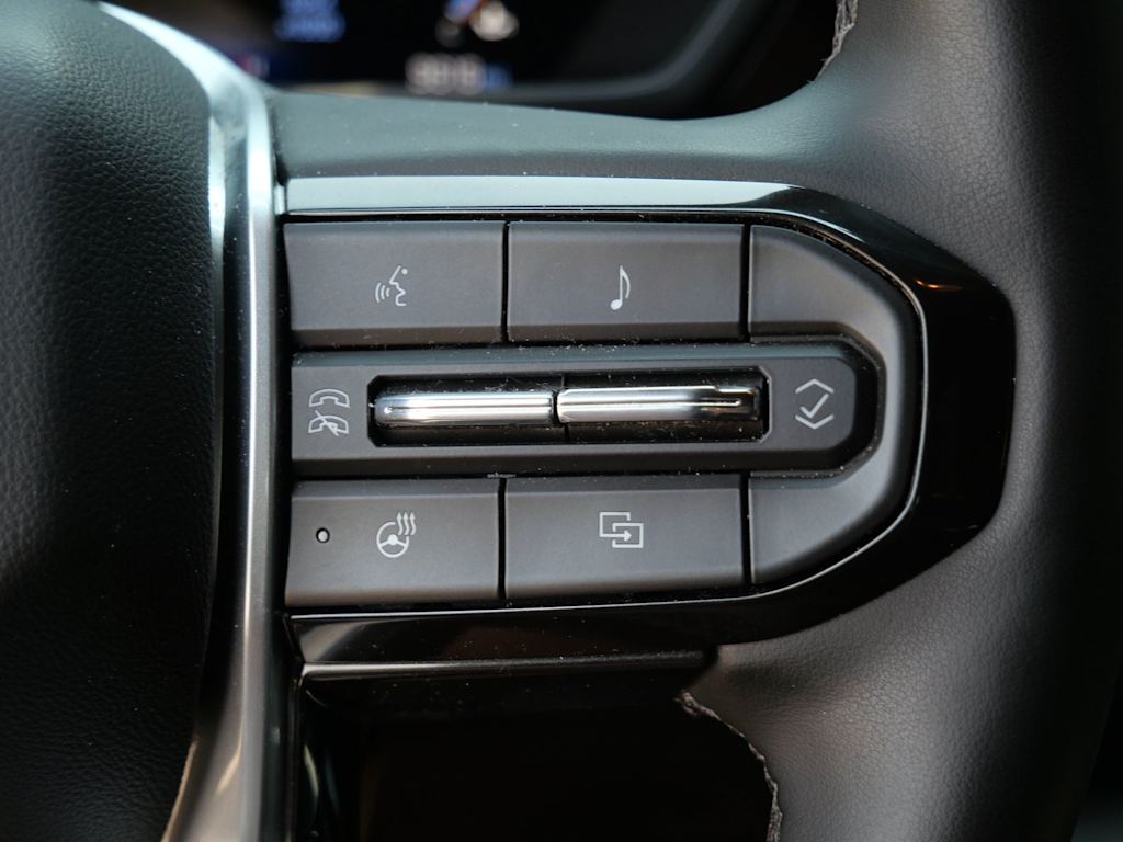 Thumbnail: 2025 Chevrolet Colorado - 23