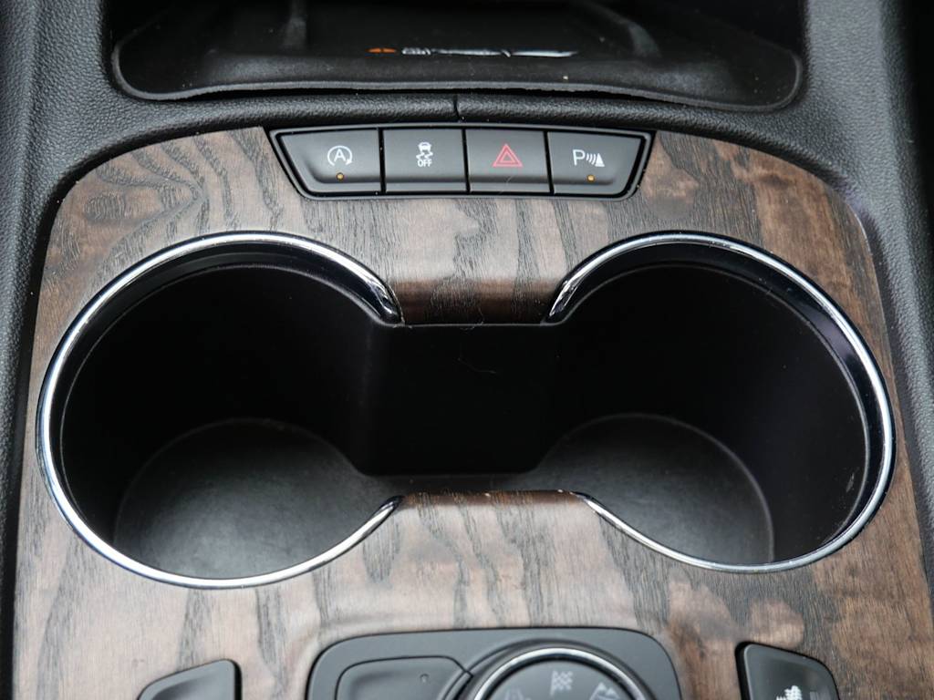 Thumbnail: 2021 GMC Acadia - 11