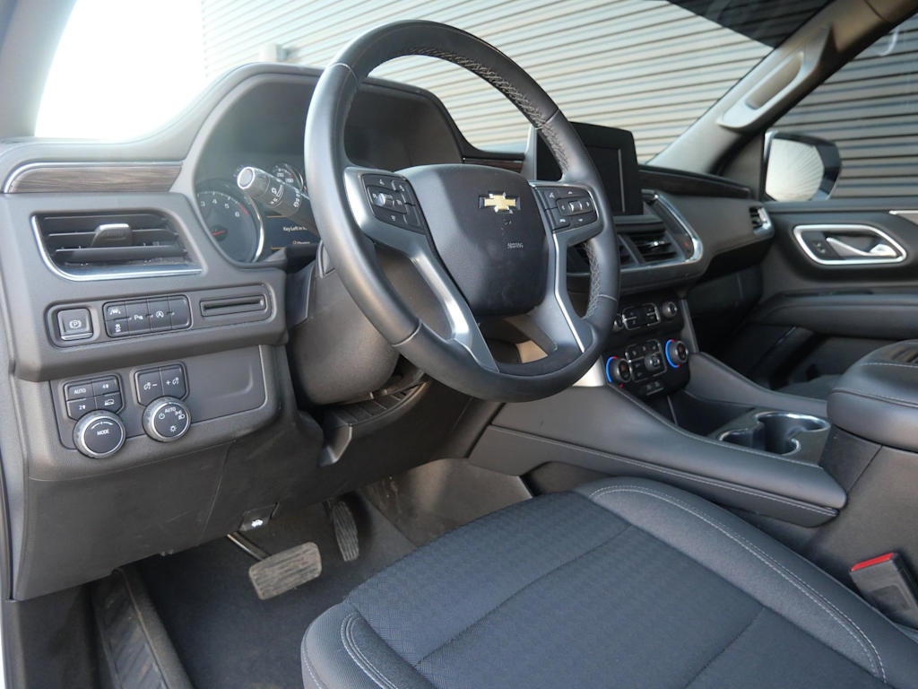 Thumbnail: 2023 Chevrolet Suburban - 2