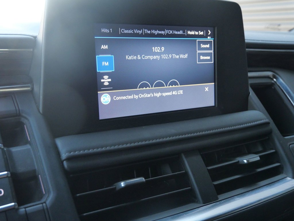 Thumbnail: 2023 Chevrolet Suburban - 7