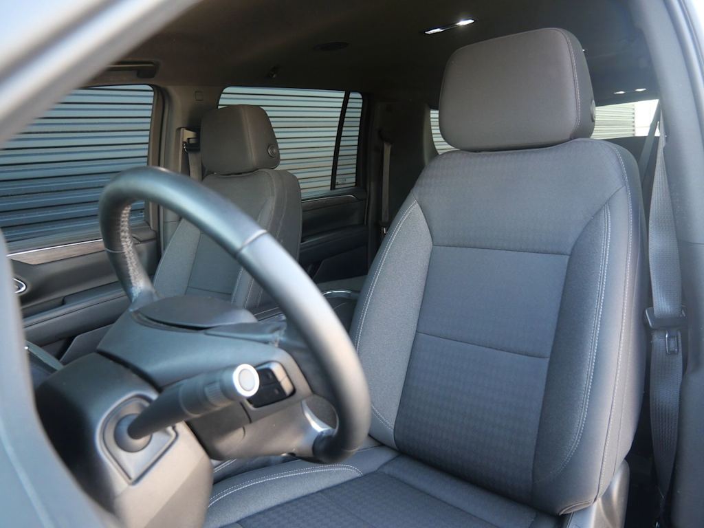 Thumbnail: 2023 Chevrolet Suburban - 5