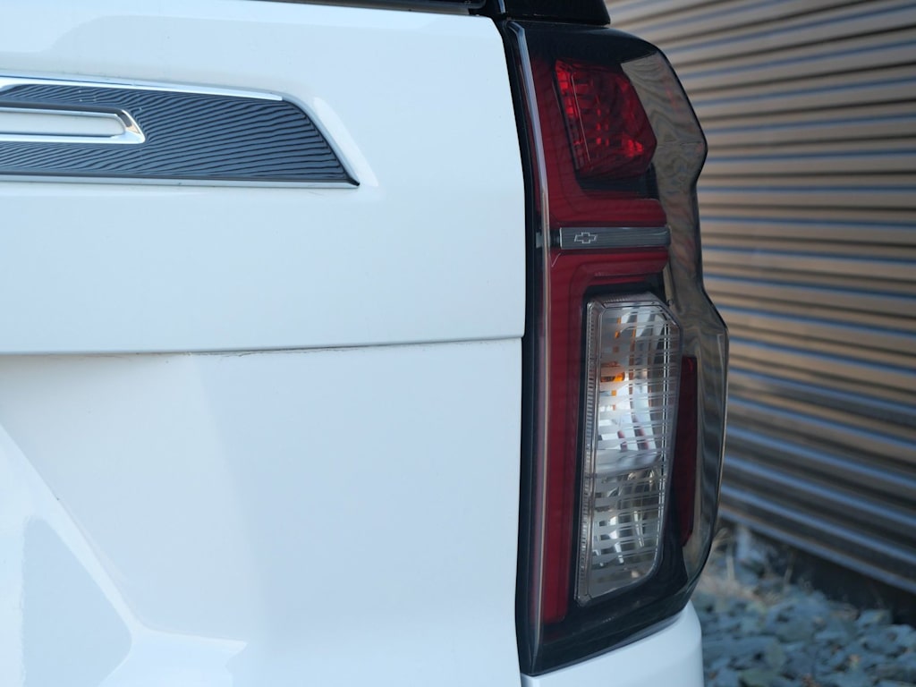 Thumbnail: 2023 Chevrolet Suburban - 12