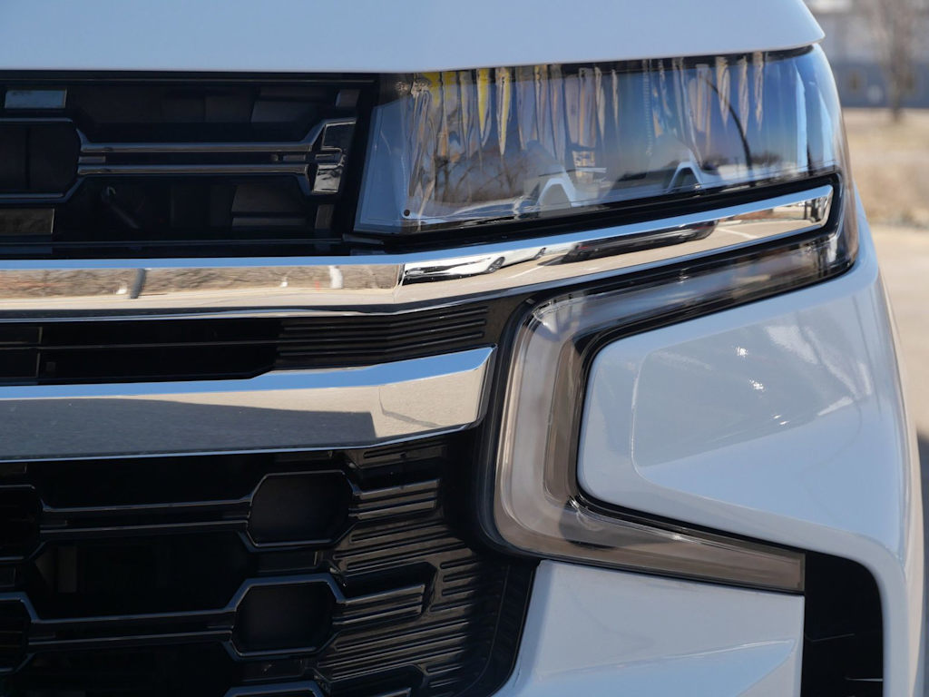 Thumbnail: 2023 Chevrolet Suburban - 11