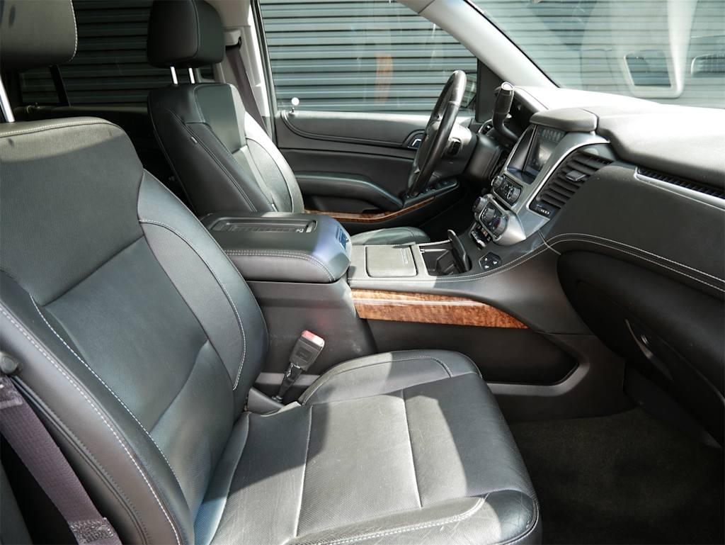 Thumbnail: 2017 Chevrolet Tahoe - 9
