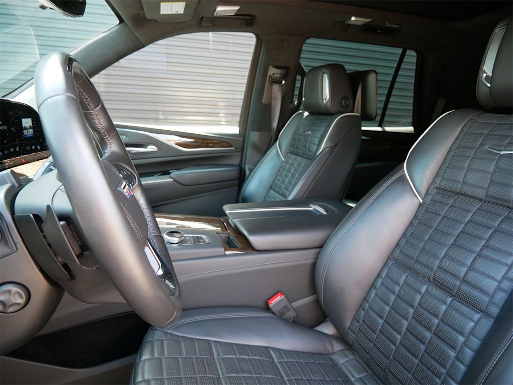 Thumbnail: 2023 Cadillac Escalade - 7