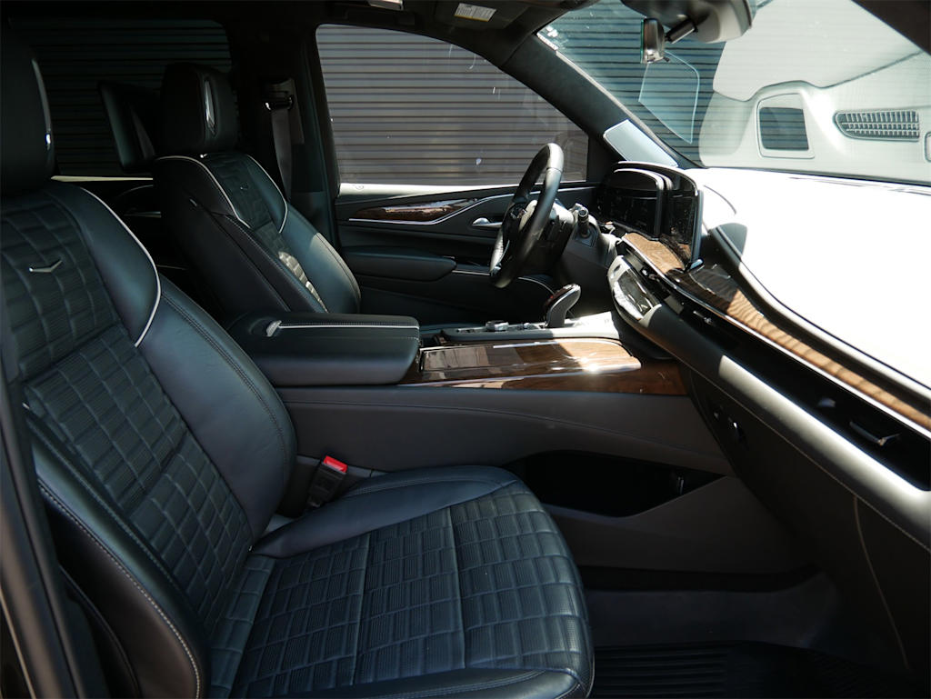 Thumbnail: 2023 Cadillac Escalade - 8