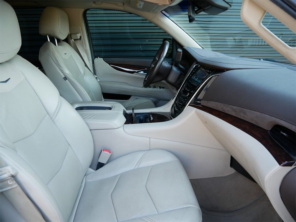 Thumbnail: 2016 Cadillac Escalade - 14