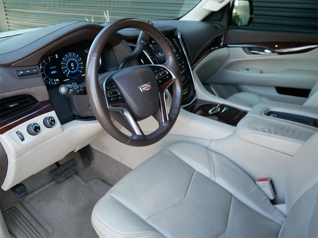 Thumbnail: 2016 Cadillac Escalade - 2