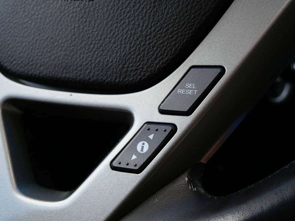 Thumbnail: 2010 Acura MDX - 27