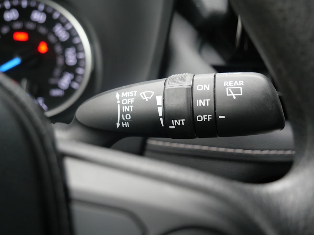 Thumbnail: 2021 Toyota RAV4 - 23